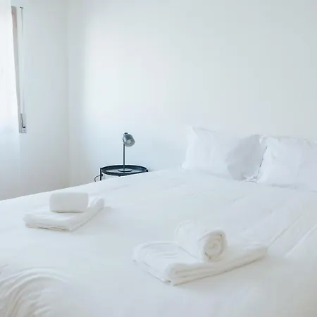 - Almirante Reis Ii Apartmán *